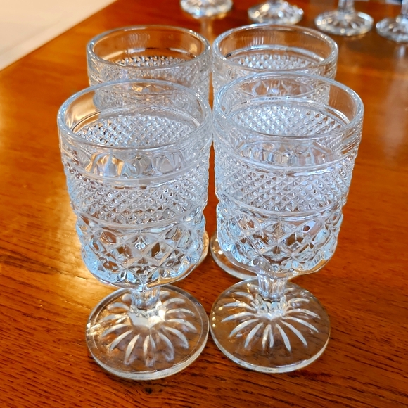 Anchor Hocking Dining Set Of Four Wexford By Anchor Hocking Wine